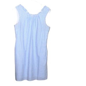 Crown & Ivy Dress size 6 baby blue & white seer suckle